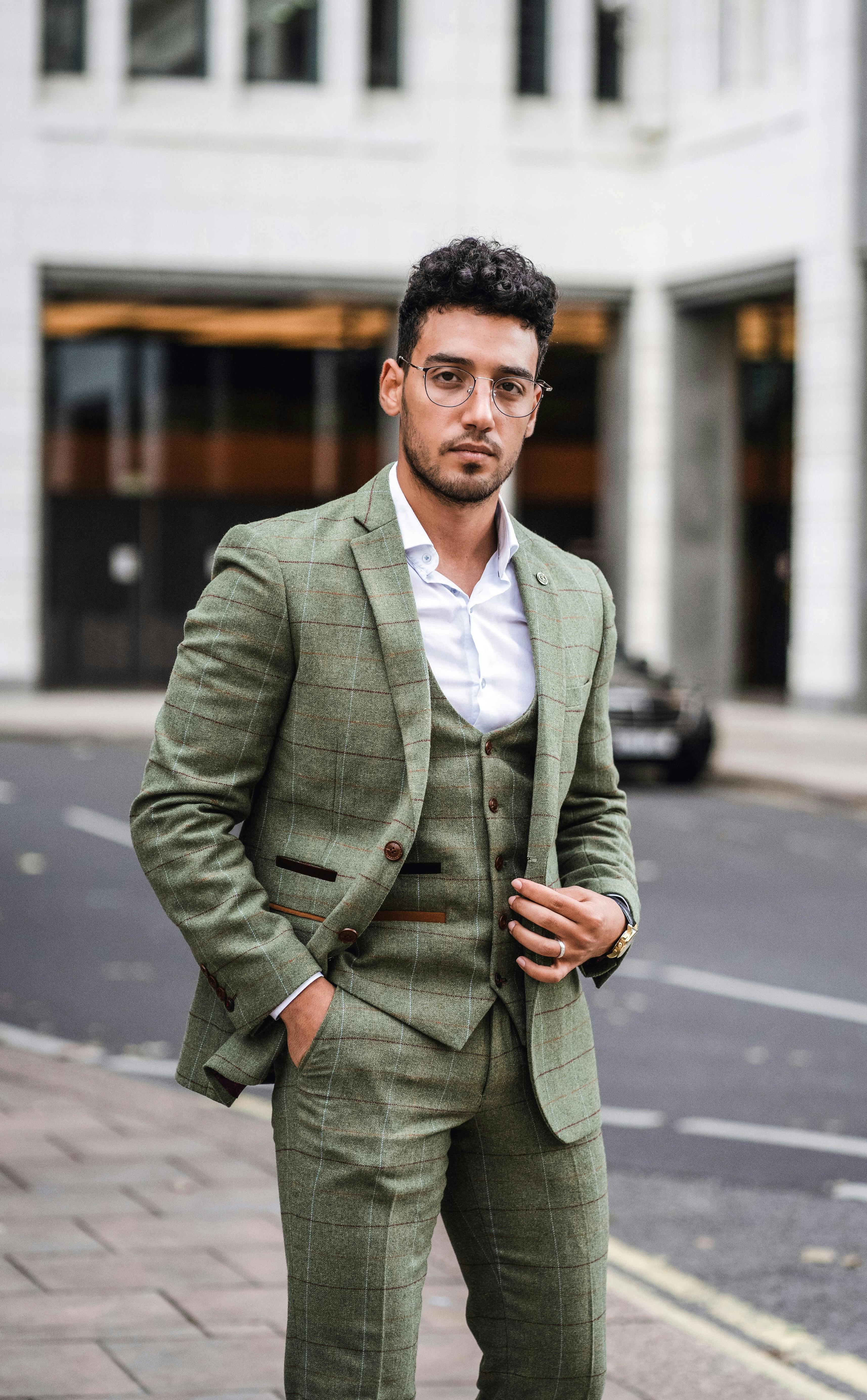 What Makes a Man Attractive? The Genuine Qualities Women (and Science) Actually Love