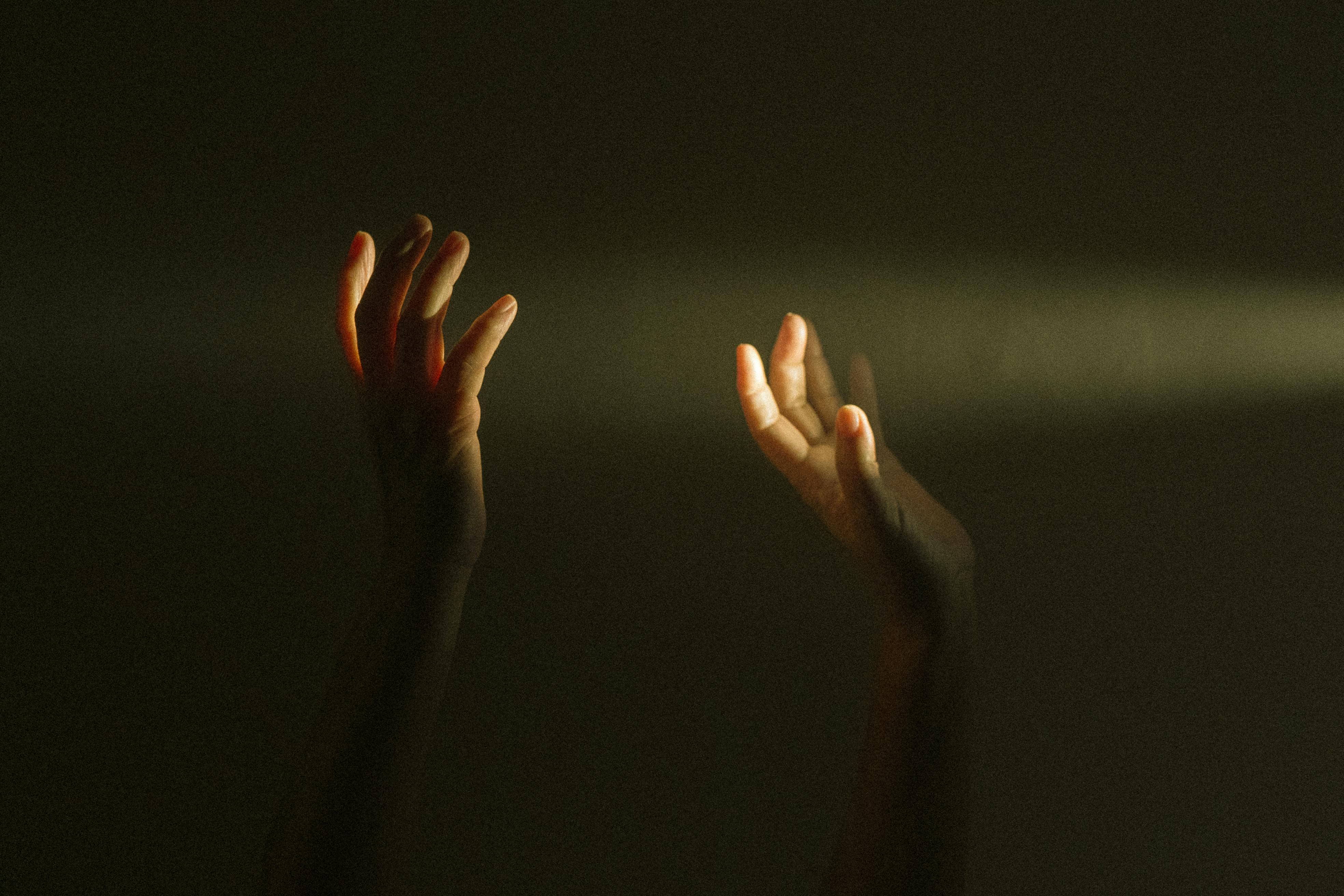 7 Quiet Signs You Are Healing Emotionally (And Why They Matter)