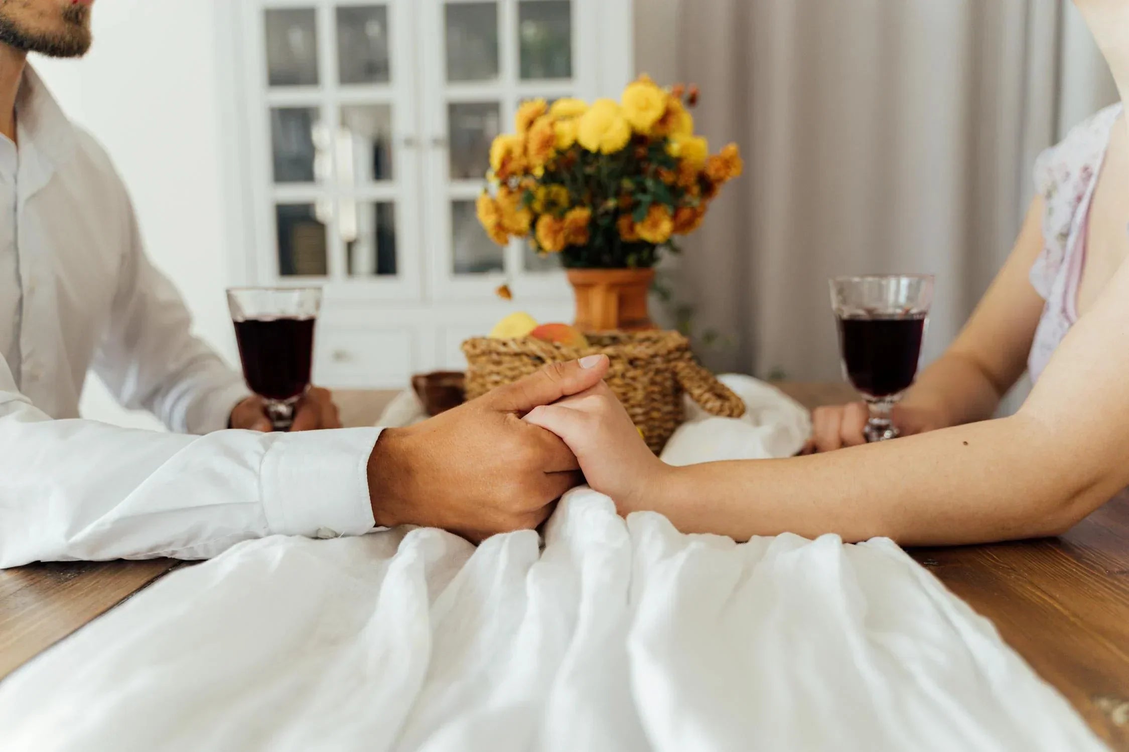 Fateful vs. Growth: Which Love Mindset Leads to Happier Relationships?