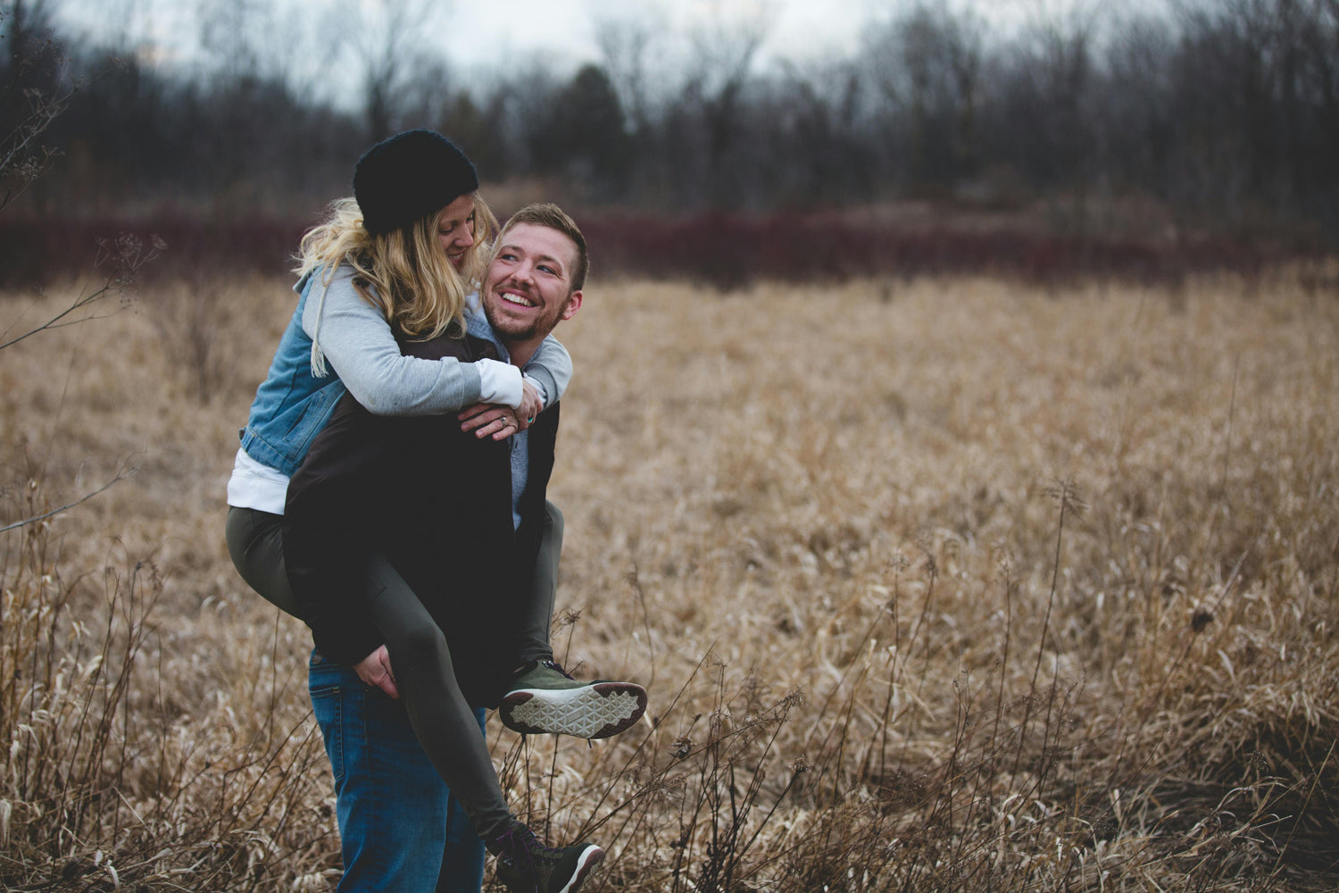 How to Be a Better Girlfriend Without Losing Yourself