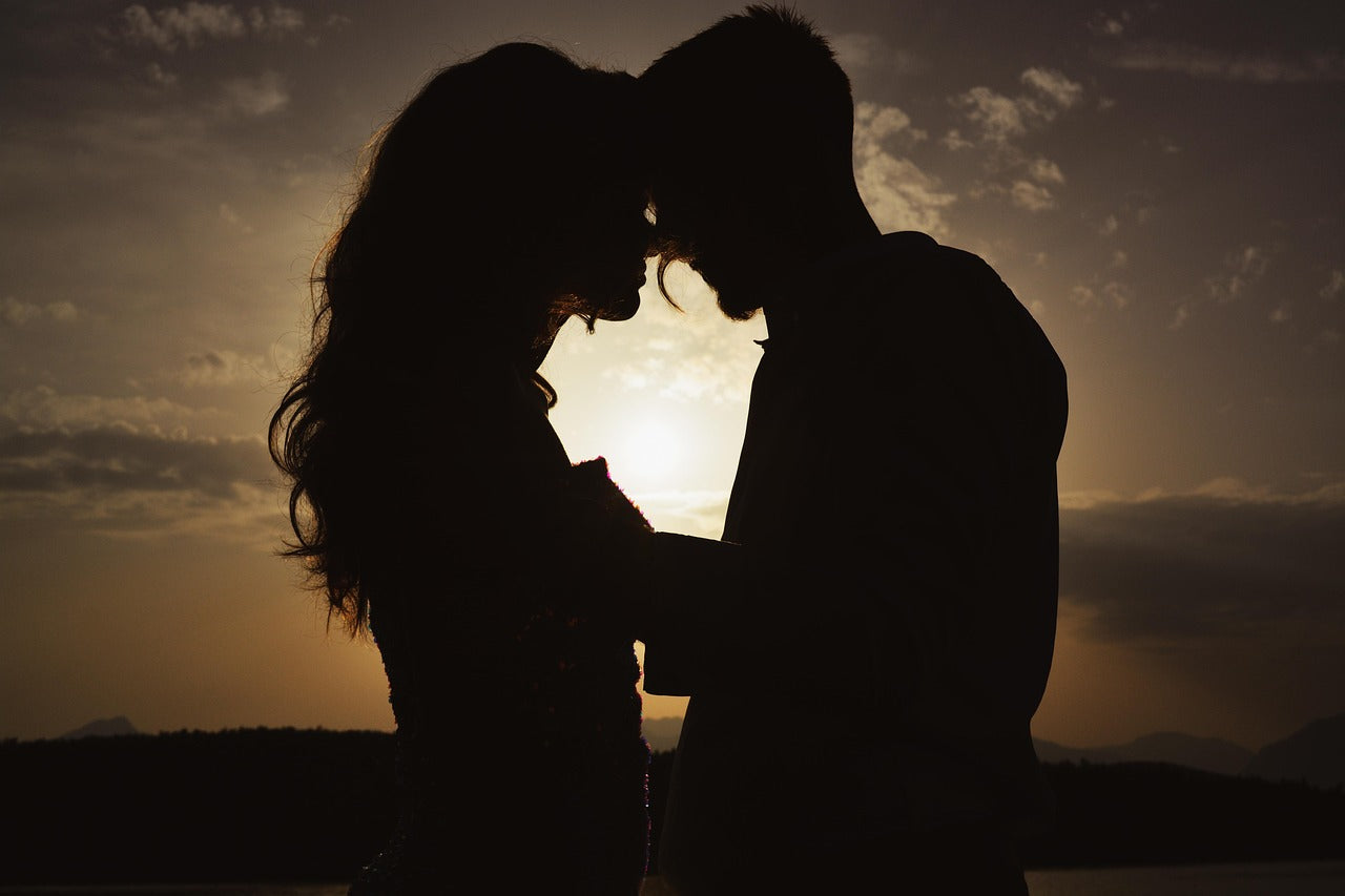 How Long-Lasting Couples Keep the Spark Alive
